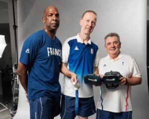 Les coachs de l'équipe de France de basket qui, avec l'aide des casques de réalité virtuelle et de la préparation mentale, ont pu soutenir et conseiller les joueurs de manière plus efficaces et obtenir une médailler d'argent.